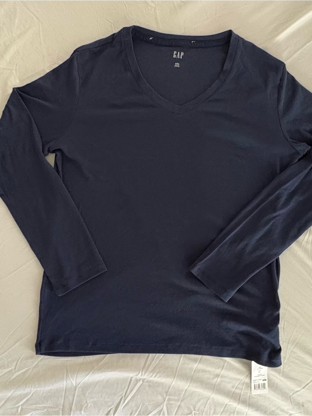 GAP Women’s XXL Navy Long Sleeve V-Neck Top NWT